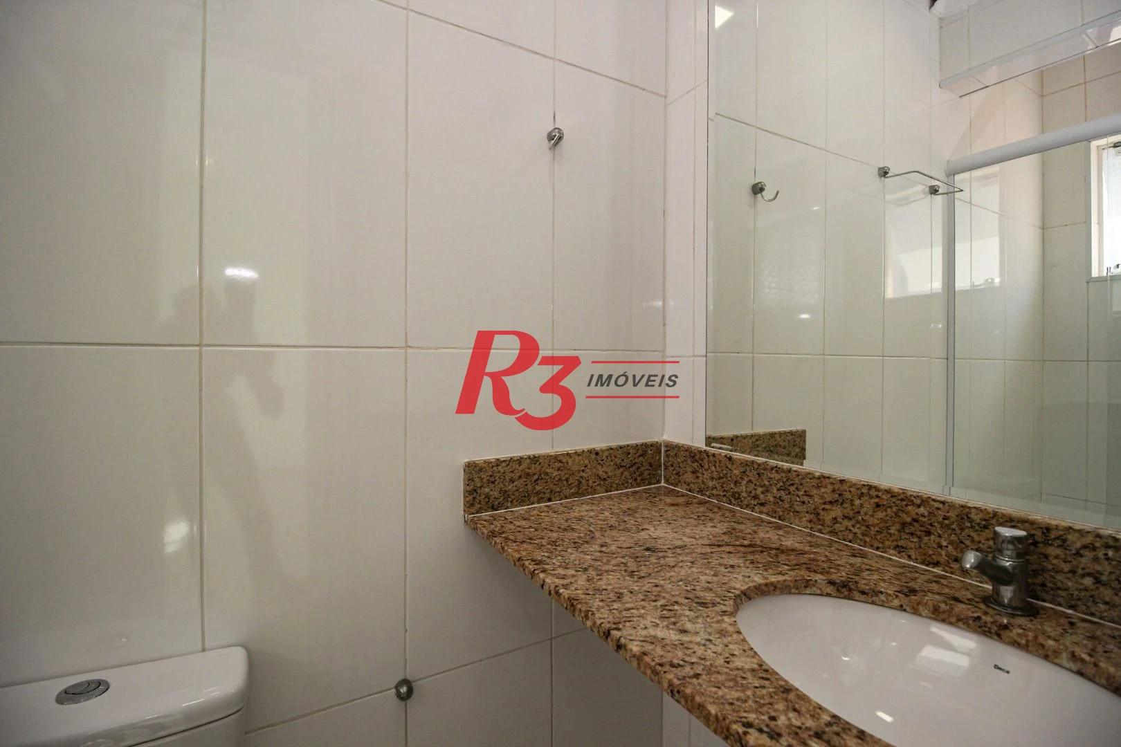 casa com 8 quartos ideal para hostel proximo as faculdades