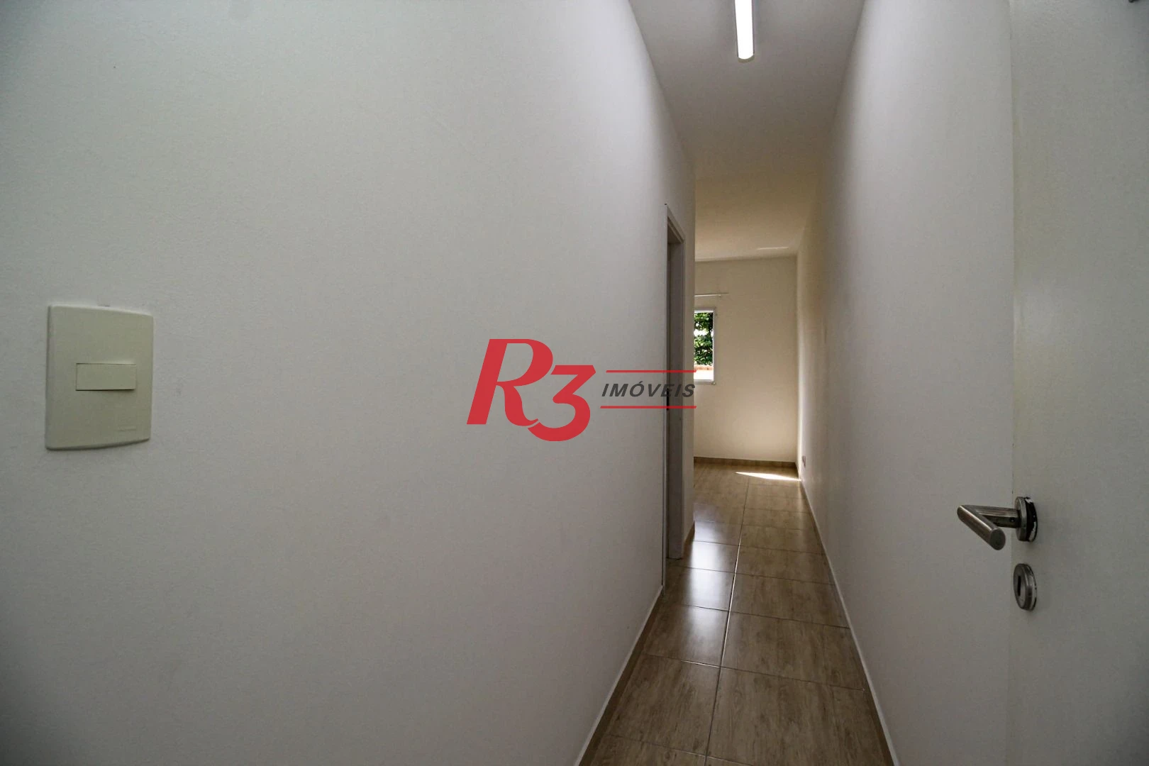 casa com 8 quartos ideal para hostel proximo as faculdades