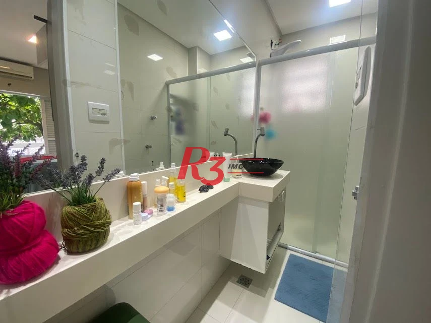 R3 REAL ESTATE VENDE! Apartamento Vista Mar  com 3 dormitórios à venda, 173 m² por R$ 1.050.000 - Gonzaga - Santos/SP