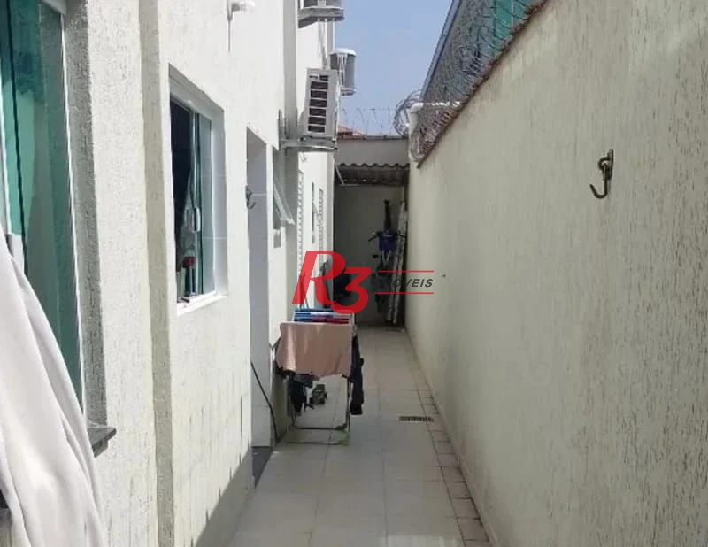 Casa com 2 dormitórios à venda, 75 m² por R$ 352.000,00 - Bom Retiro - Santos/SP
