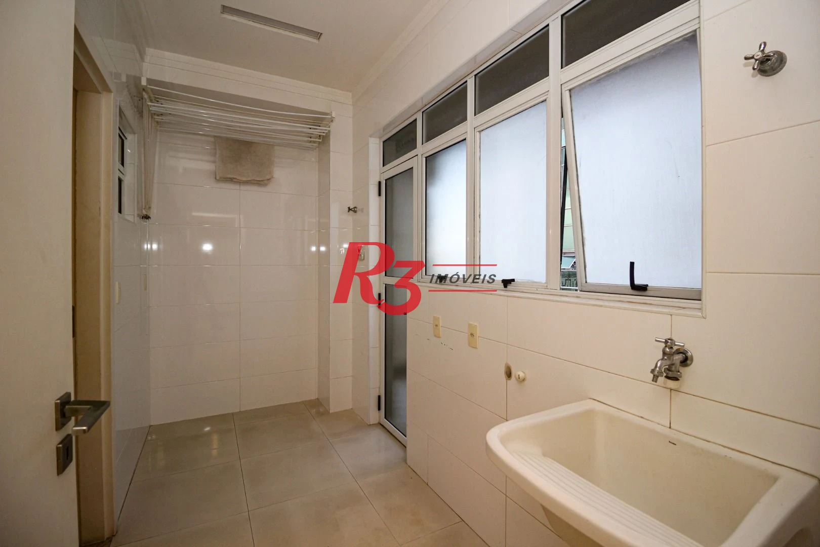 Apartamento com 3 dormitórios à venda, 204 m² por R$ 2.500.000,00 - Vila Rica - Santos/SP