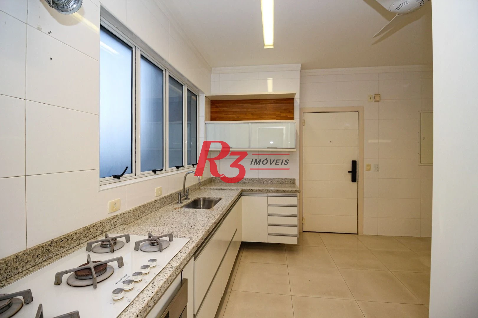 Apartamento com 3 dormitórios à venda, 204 m² por R$ 2.500.000,00 - Vila Rica - Santos/SP