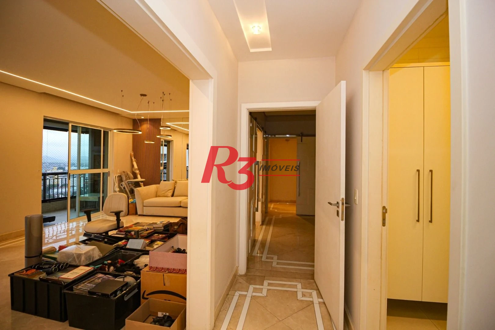 Apartamento com 3 dormitórios à venda, 204 m² por R$ 2.500.000,00 - Vila Rica - Santos/SP