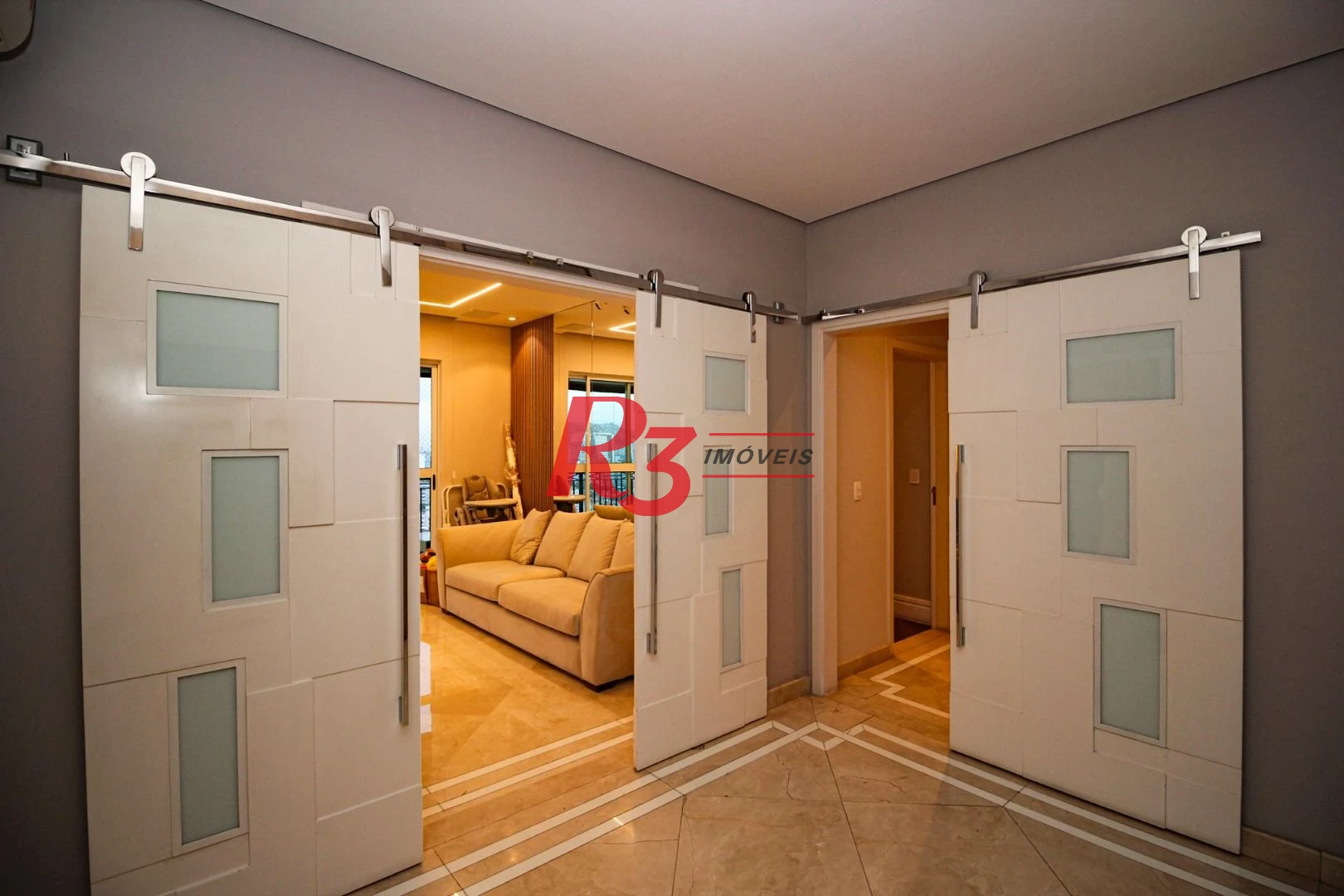 Apartamento com 3 dormitórios à venda, 204 m² por R$ 2.500.000,00 - Vila Rica - Santos/SP