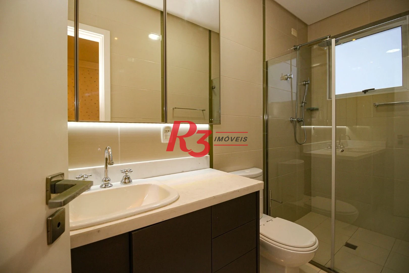 Apartamento com 3 dormitórios à venda, 204 m² por R$ 2.500.000,00 - Vila Rica - Santos/SP