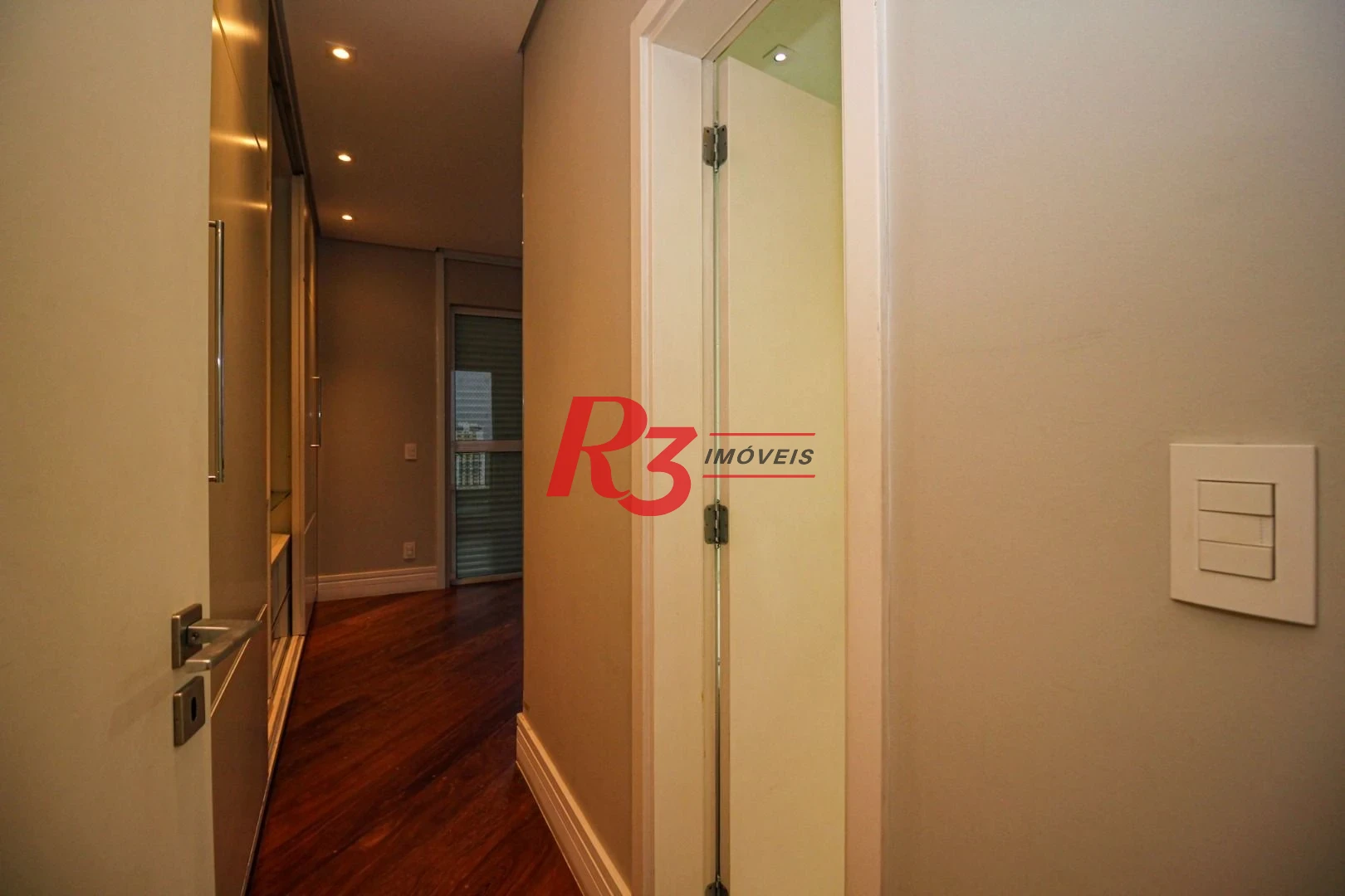 Apartamento com 3 dormitórios à venda, 204 m² por R$ 2.500.000,00 - Vila Rica - Santos/SP