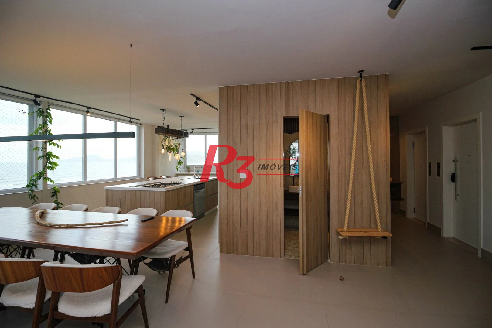 Apartamento com 3 dormitórios à venda, 215 m² por R$ 2.660.000,00 - José Menino - Santos/SP