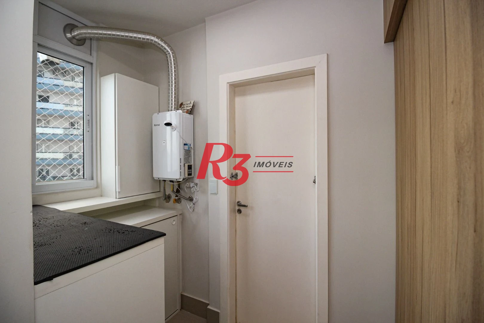 Apartamento com 3 dormitórios à venda, 215 m² por R$ 2.660.000,00 - José Menino - Santos/SP