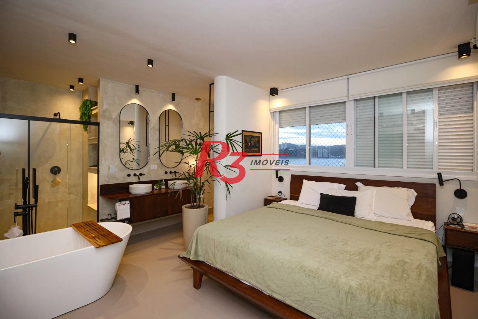 Apartamento com 3 dormitórios à venda, 215 m² por R$ 2.660.000,00 - José Menino - Santos/SP