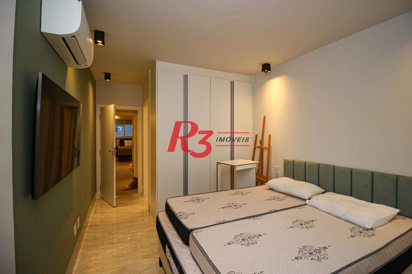 Apartamento com 3 dormitórios à venda, 215 m² por R$ 2.660.000,00 - José Menino - Santos/SP