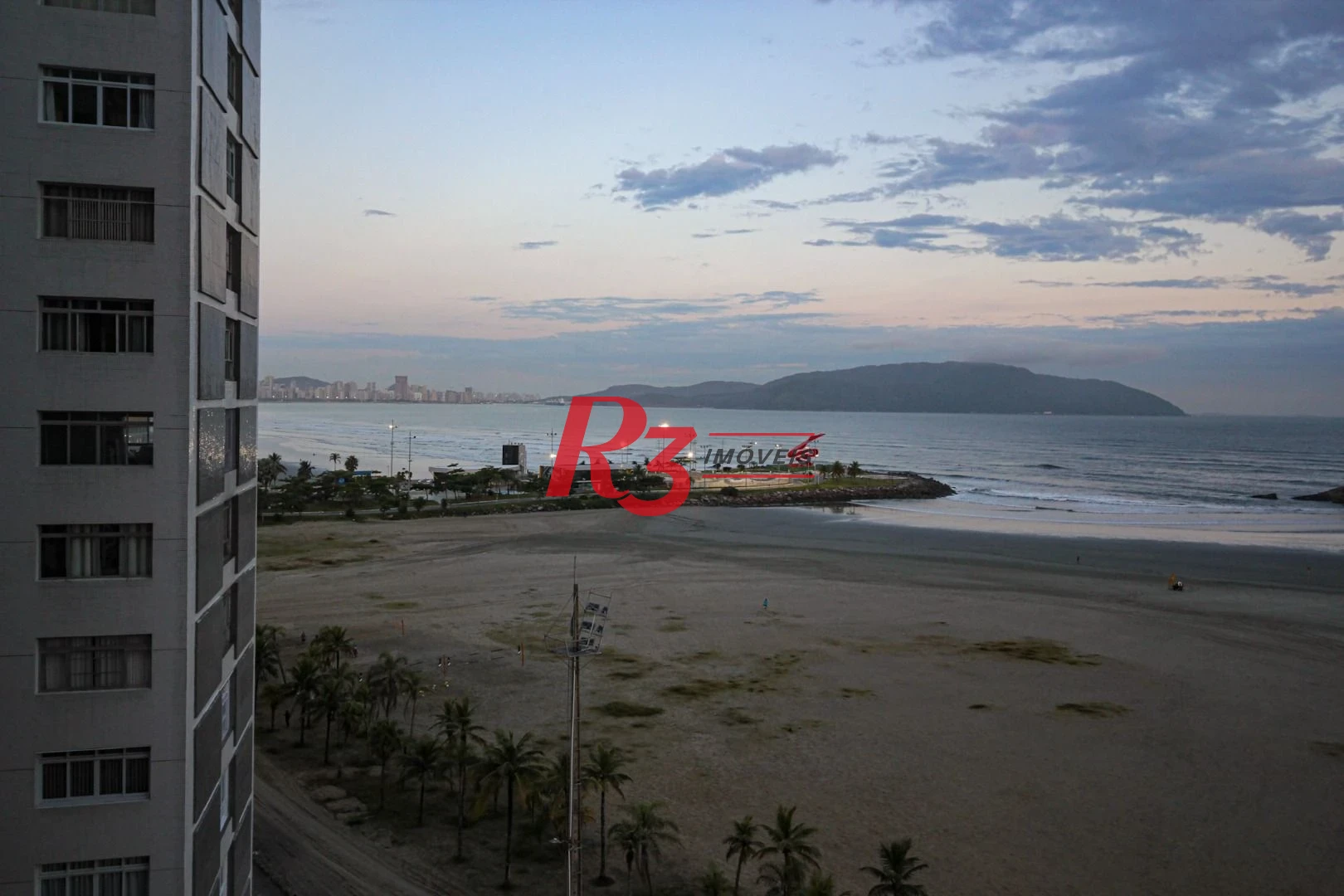 Apartamento com 3 dormitórios à venda, 215 m² por R$ 2.660.000,00 - José Menino - Santos/SP