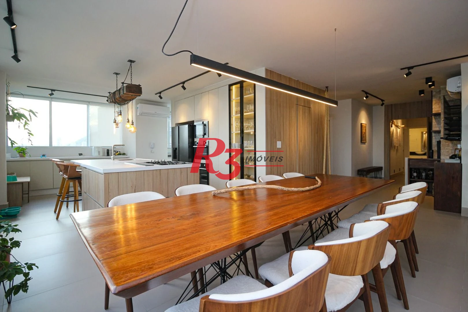Apartamento com 3 dormitórios à venda, 215 m² por R$ 2.660.000,00 - José Menino - Santos/SP