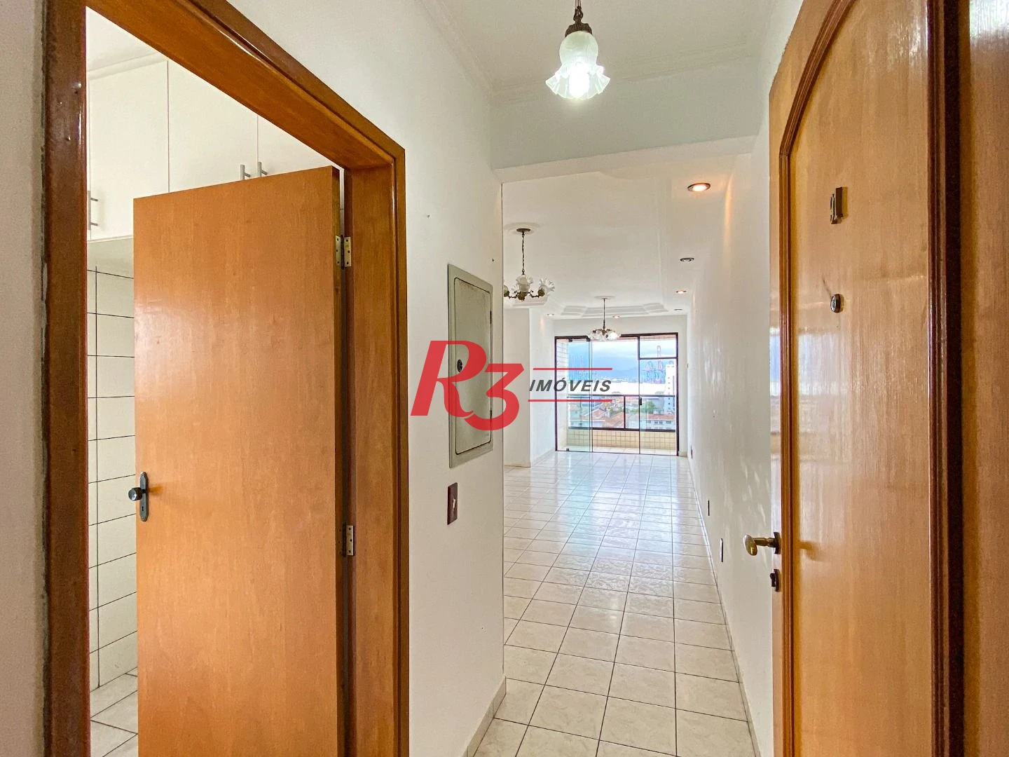 Apartamento com 2 dormitórios à venda, 111 m² por R$ 570.000,00 - Embaré - Santos/SP