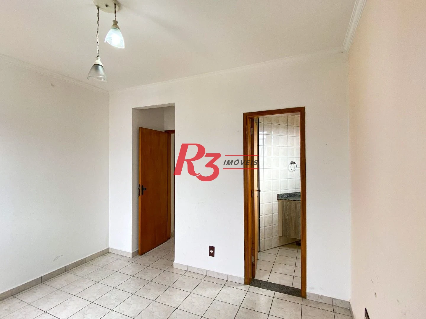 Apartamento com 2 dormitórios à venda, 111 m² por R$ 570.000,00 - Embaré - Santos/SP