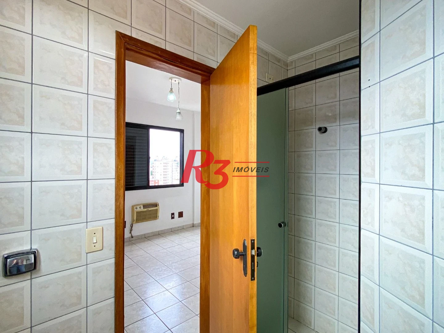 Apartamento com 2 dormitórios à venda, 111 m² por R$ 570.000,00 - Embaré - Santos/SP