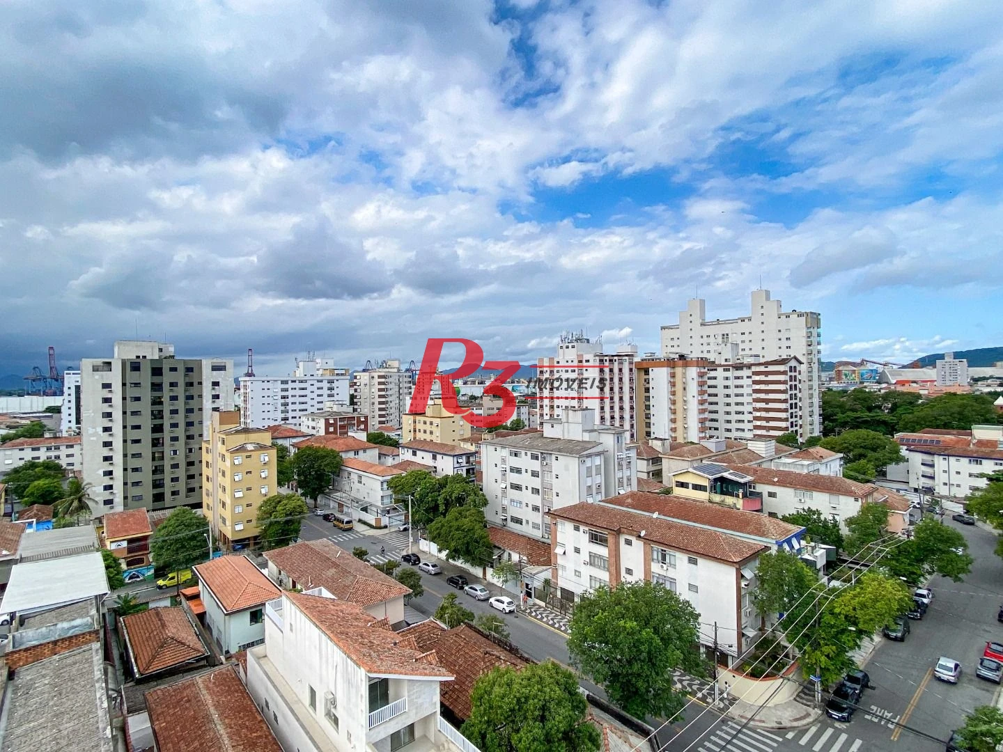Apartamento com 2 dormitórios à venda, 111 m² por R$ 570.000,00 - Embaré - Santos/SP