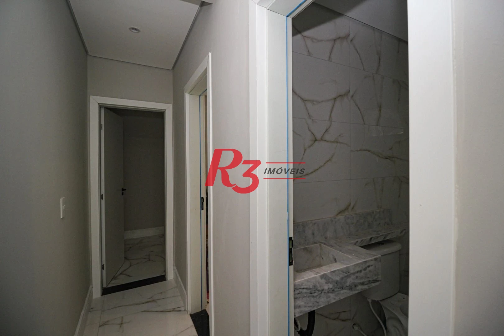 Casa com 3 dormitórios à venda, 150 m² por R$ 1.040.000,00 - Marapé - Santos/SP