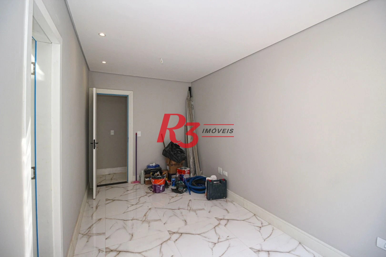 Casa com 3 dormitórios à venda, 150 m² por R$ 1.040.000,00 - Marapé - Santos/SP