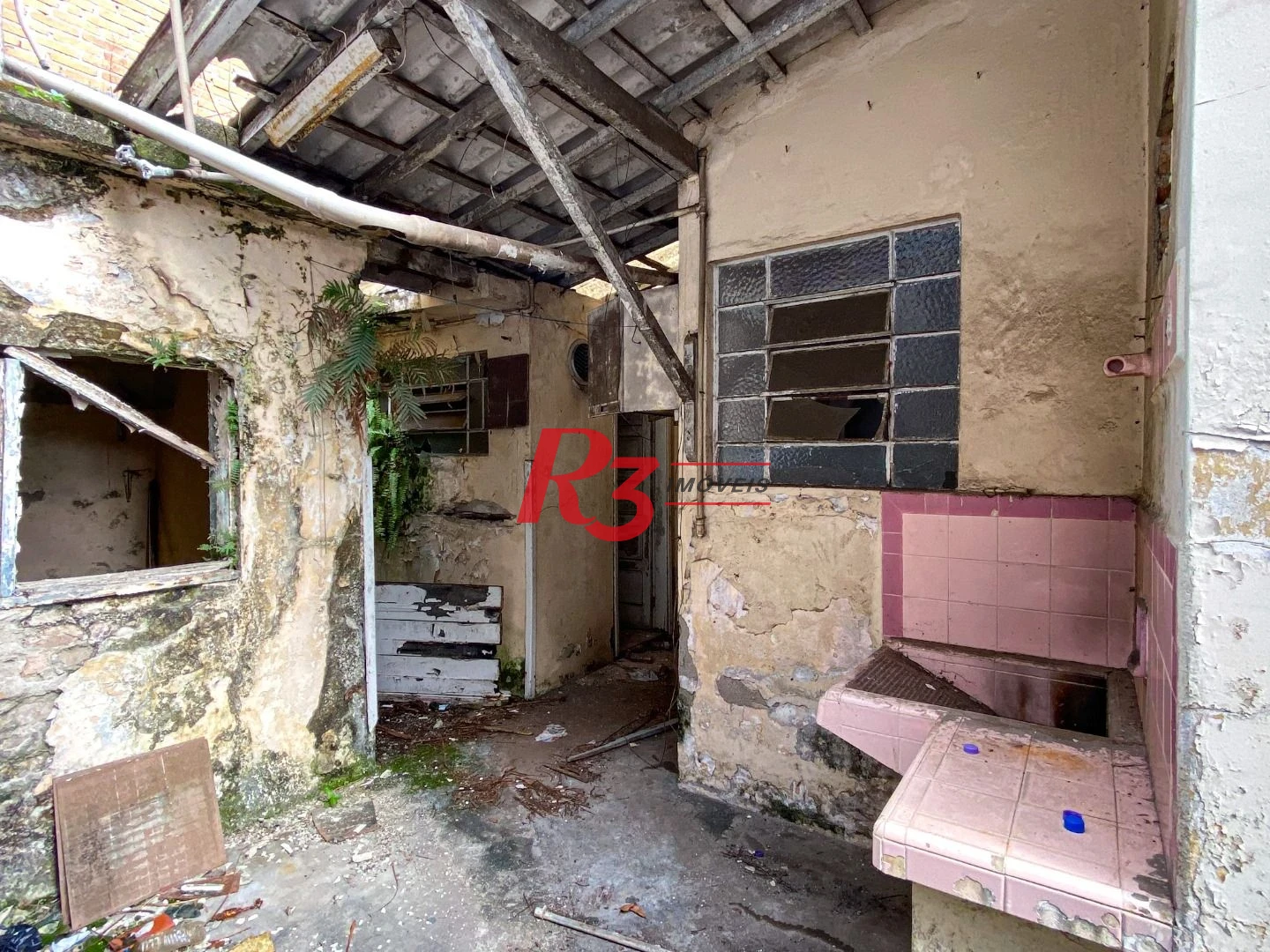 Terreno à venda, 314 m² por R$ 750.000,00 - Estuário - Santos/SP