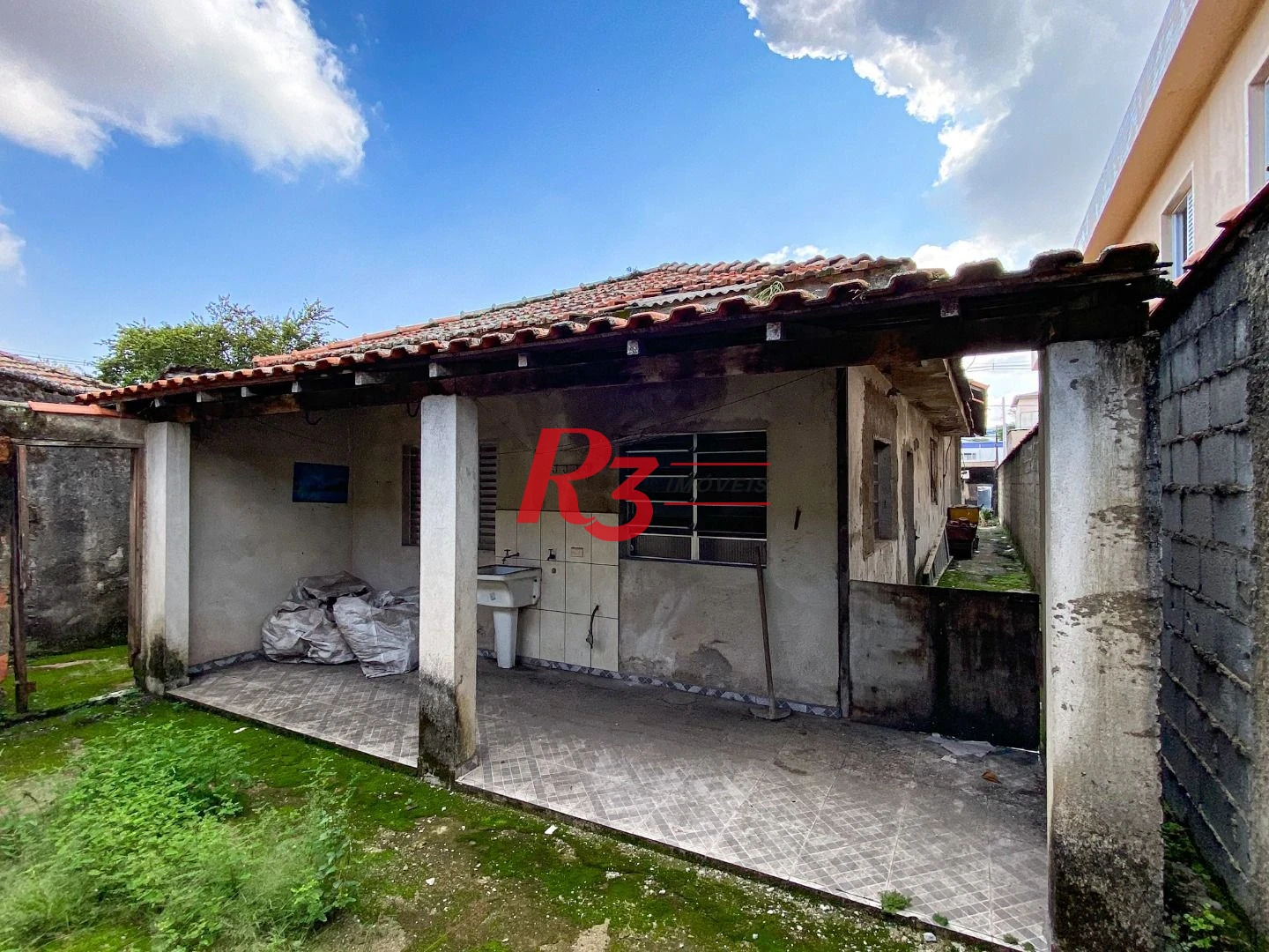 Terreno à venda, 314 m² por R$ 750.000,00 - Estuário - Santos/SP