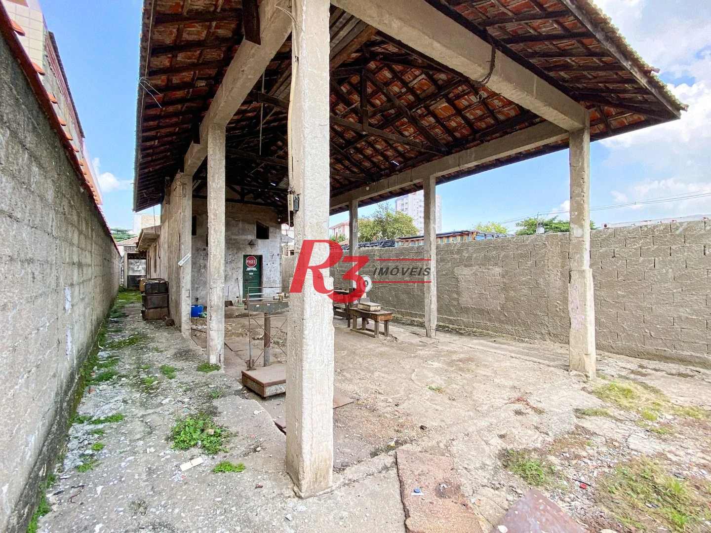 Terreno à venda, 314 m² por R$ 750.000,00 - Estuário - Santos/SP
