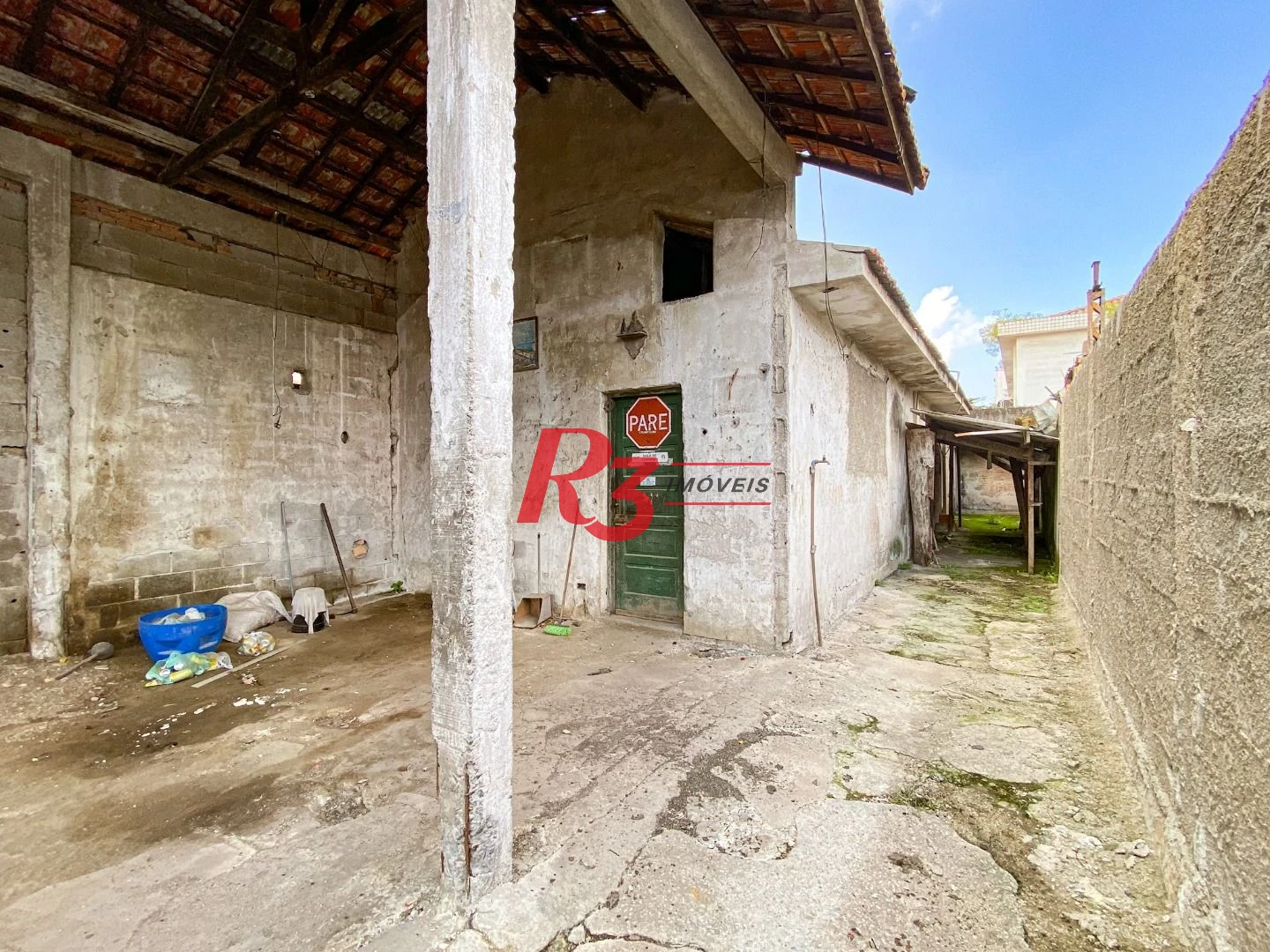 Terreno à venda, 314 m² por R$ 750.000,00 - Estuário - Santos/SP