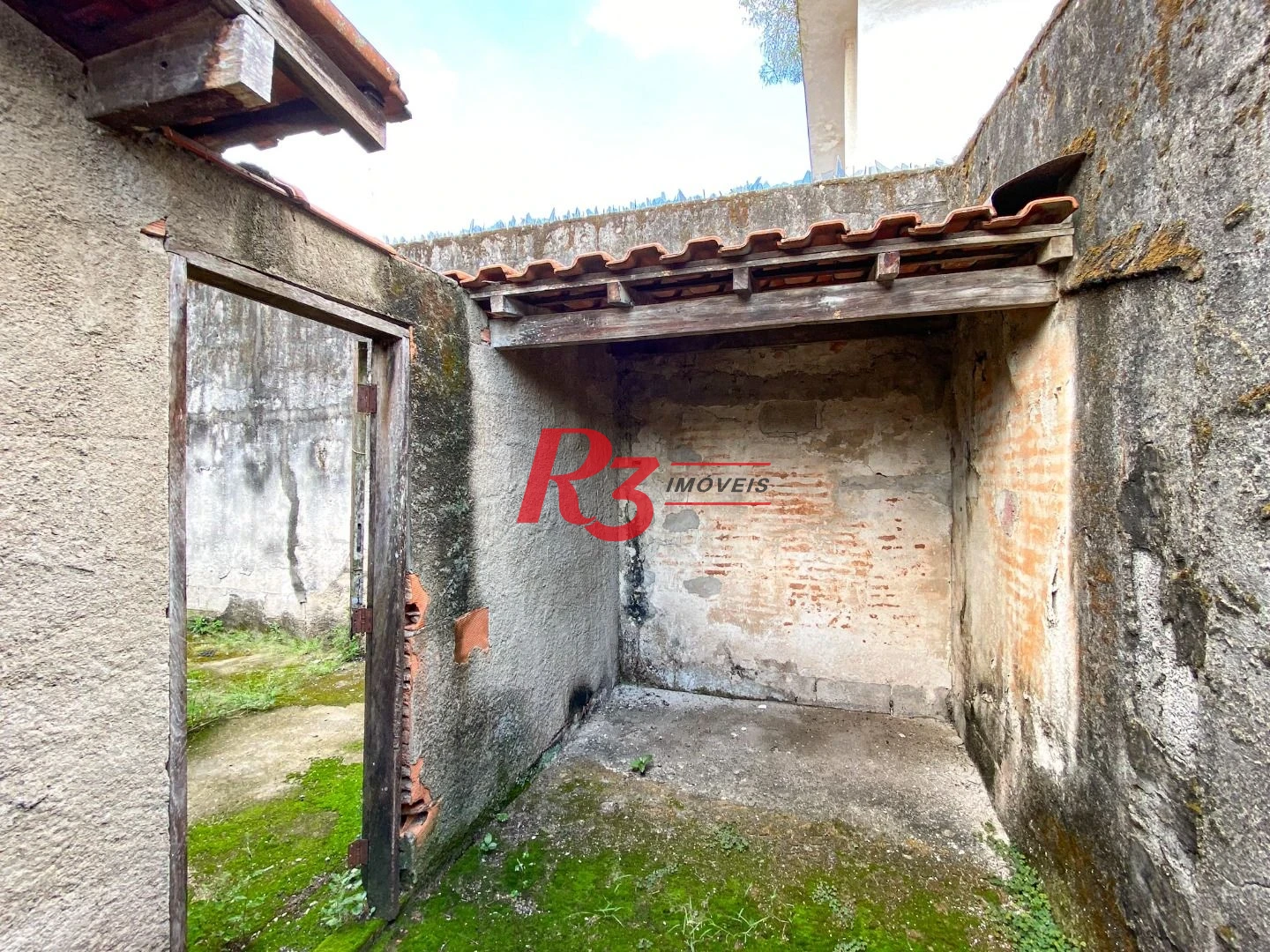 Terreno à venda, 314 m² por R$ 750.000,00 - Estuário - Santos/SP