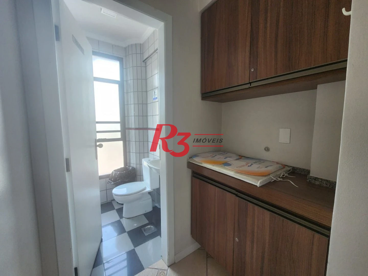 Sala à venda, 85 m² por R$ 720.000,00 - Vila Matias - Santos/SP