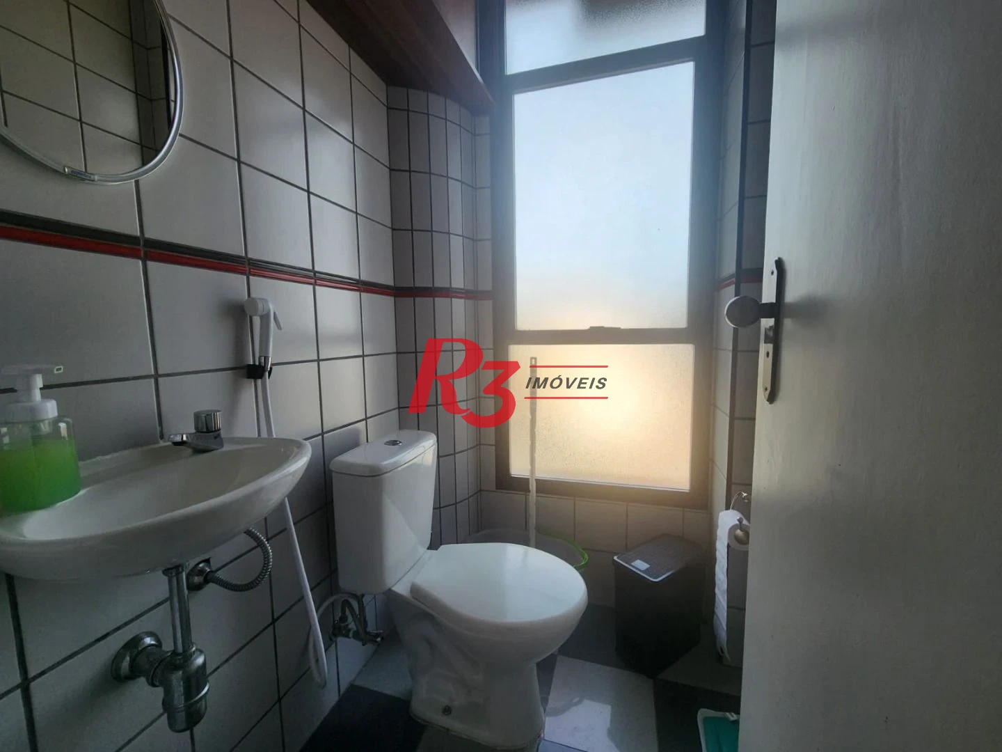 Sala à venda, 85 m² por R$ 720.000,00 - Vila Matias - Santos/SP