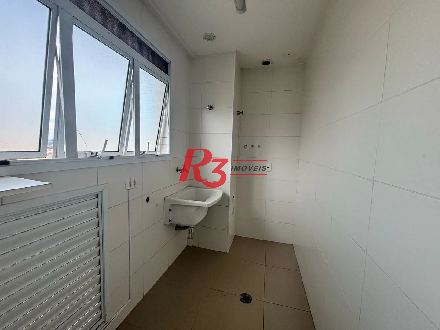 Apartamento com 3 dormitórios à venda, 117 m² por R$ 1.290.000,00 - Ponta da Praia - Santos/SP