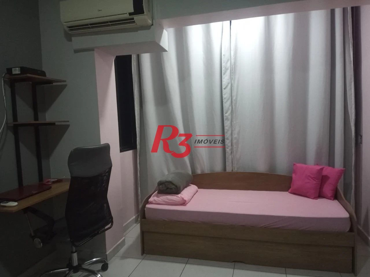 Apartamento com 1 dormitório à venda, 40 m² por R$ 300.000,00 - Boqueirão - Santos/SP