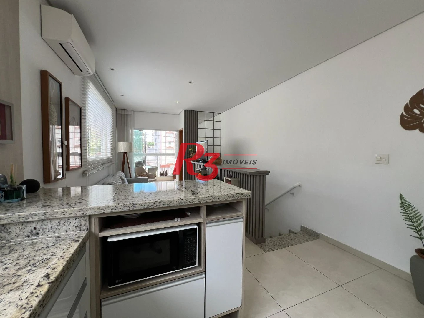 Casa com 2 dormitórios à venda, 80 m² por R$ 860.000,00 - Embaré - Santos/SP