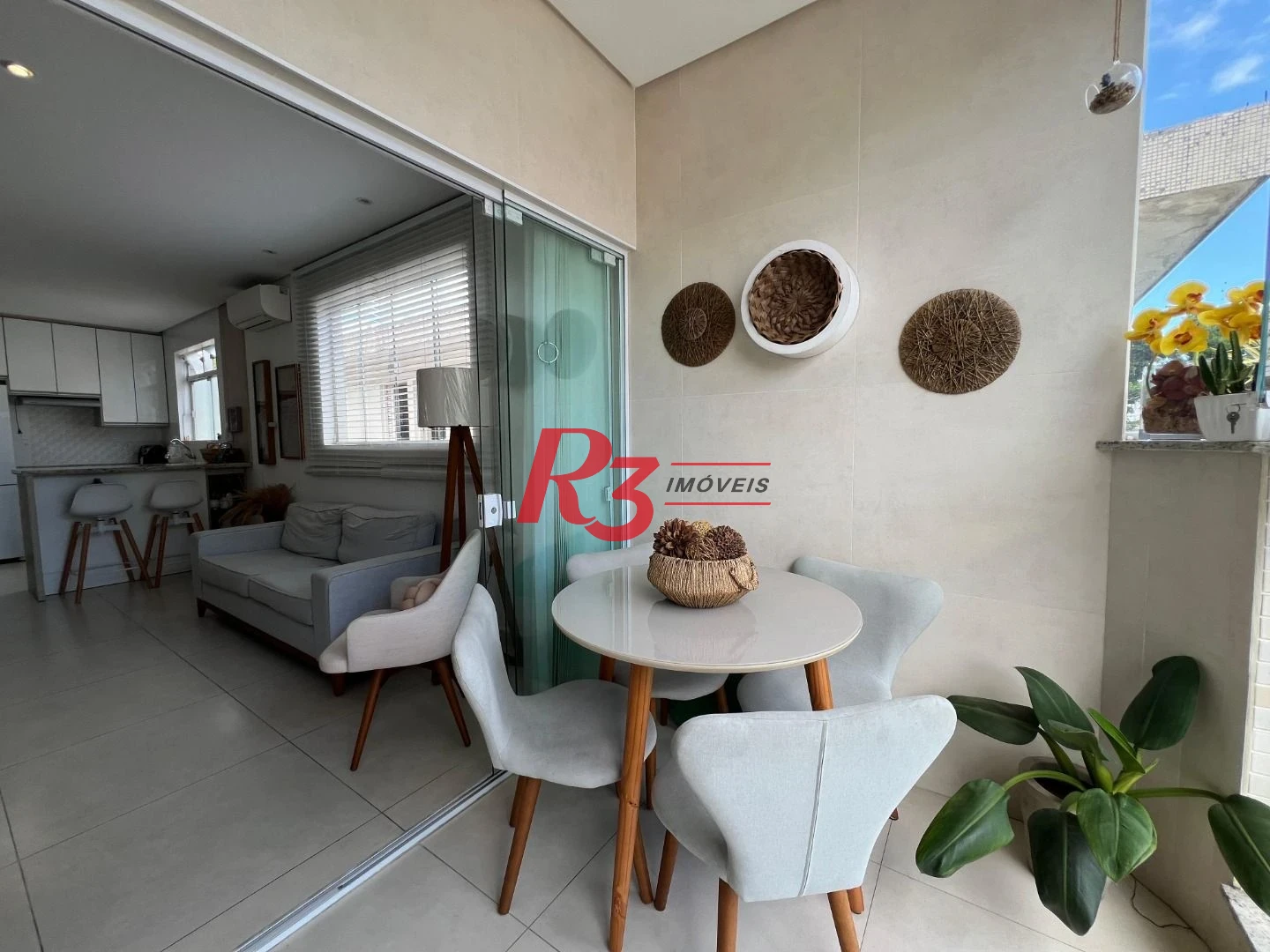 Casa com 2 dormitórios à venda, 80 m² por R$ 860.000,00 - Embaré - Santos/SP