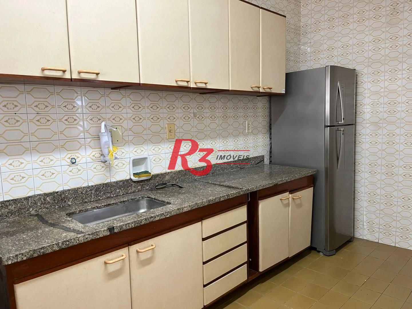 Apartamento com 1 dormitório para alugar, 60 m² por R$ 3.700,02/mês - Boqueirão - Santos/SP