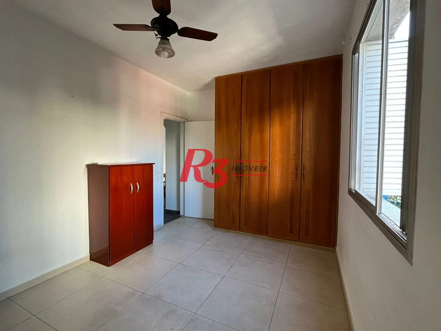 Apartamento com 1 dormitório para alugar, 60 m² por R$ 3.700,02/mês - Boqueirão - Santos/SP