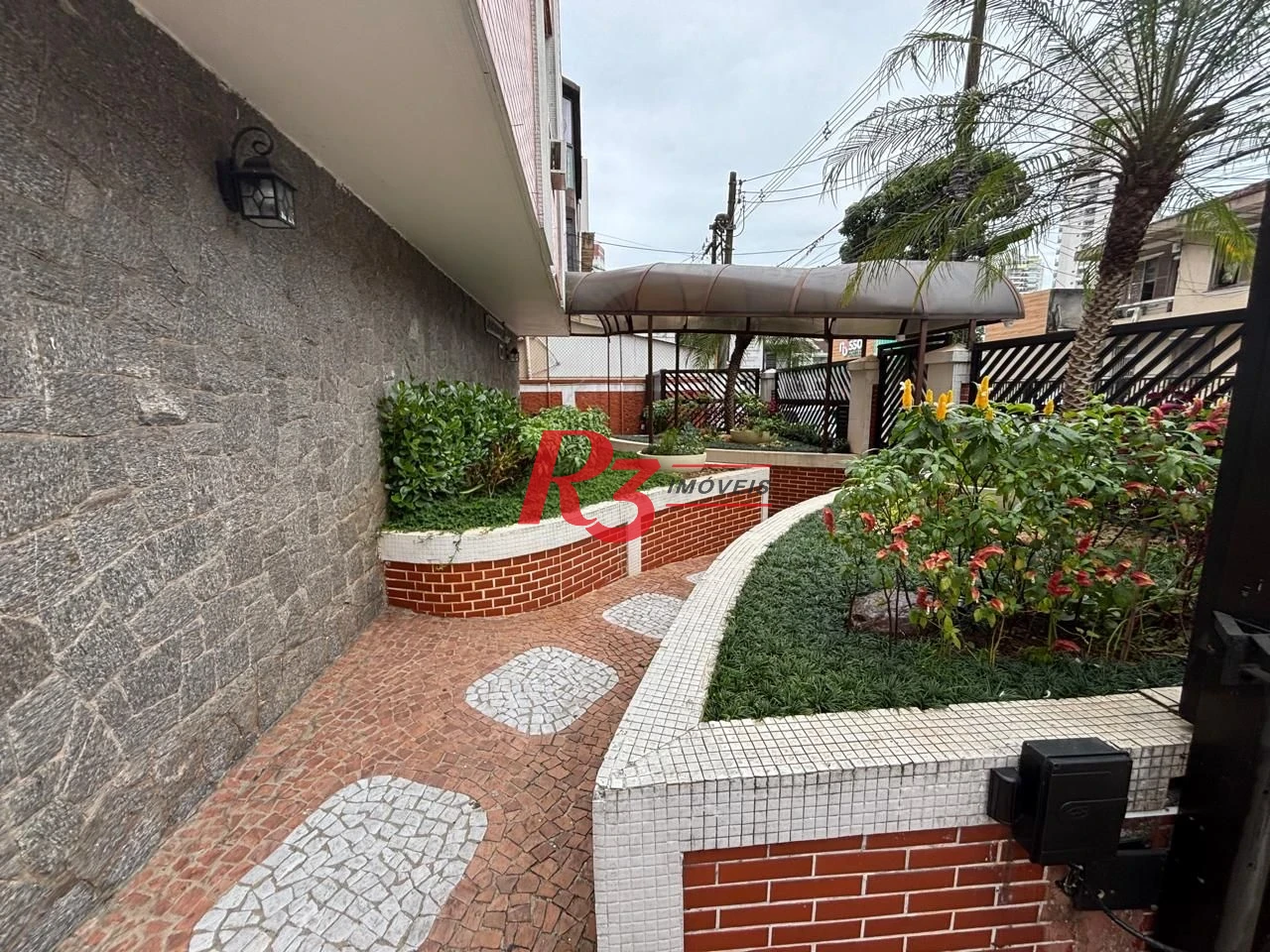 Apartamento com 3 dormitórios para alugar, 129 m² por R$ 5.500,00/mês - Gonzaga - Santos/SP