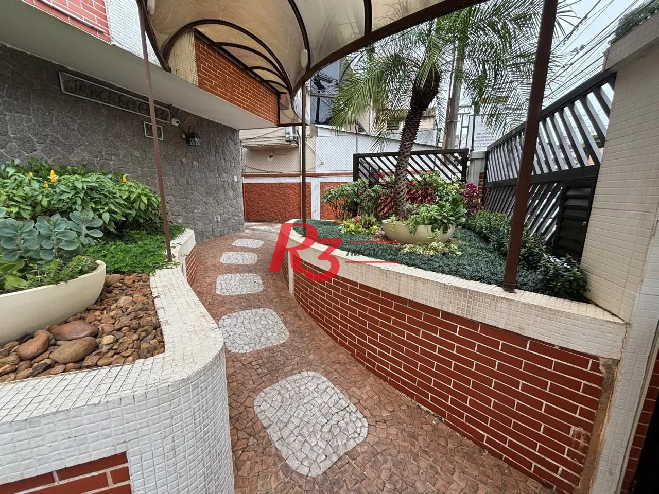 Apartamento com 3 dormitórios para alugar, 129 m² por R$ 5.500,00/mês - Gonzaga - Santos/SP
