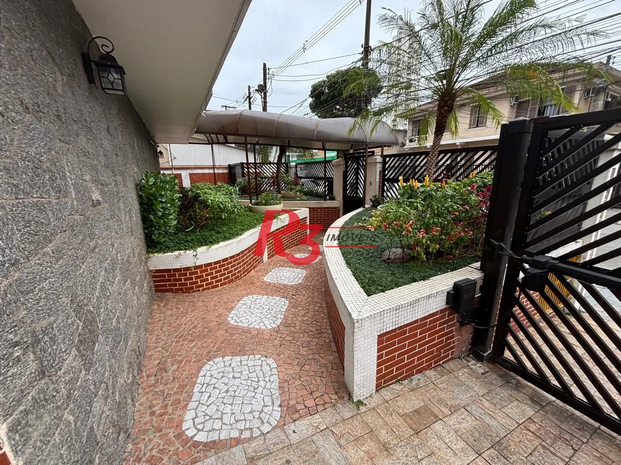 Apartamento com 3 dormitórios para alugar, 129 m² por R$ 5.500,00/mês - Gonzaga - Santos/SP