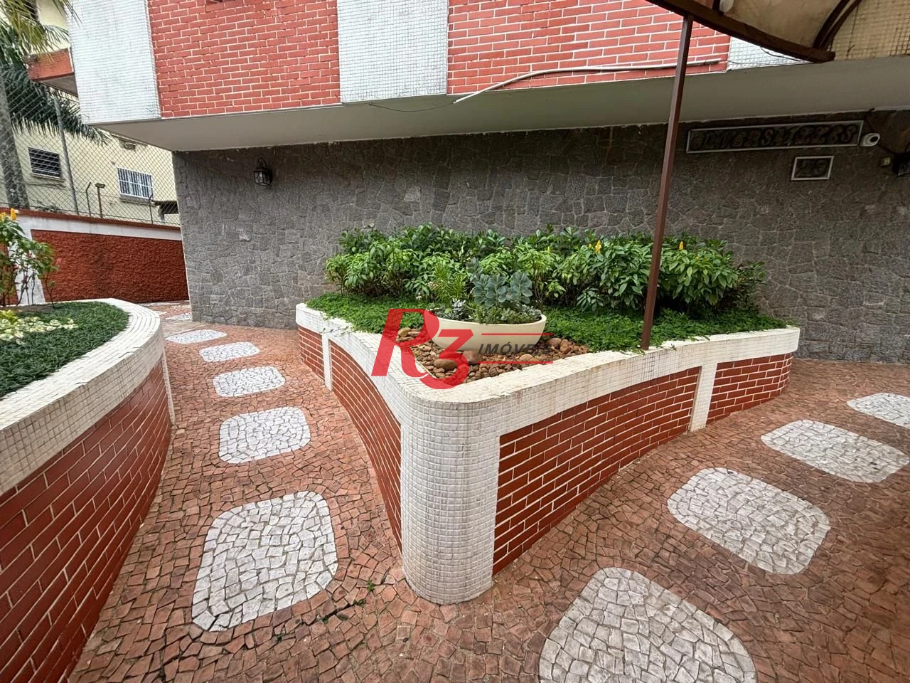 Apartamento com 3 dormitórios para alugar, 129 m² por R$ 5.500,00/mês - Gonzaga - Santos/SP