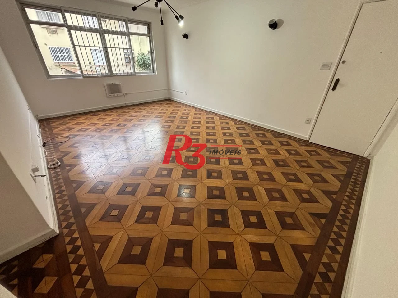 Apartamento com 3 dormitórios para alugar, 129 m² por R$ 5.500,00/mês - Gonzaga - Santos/SP