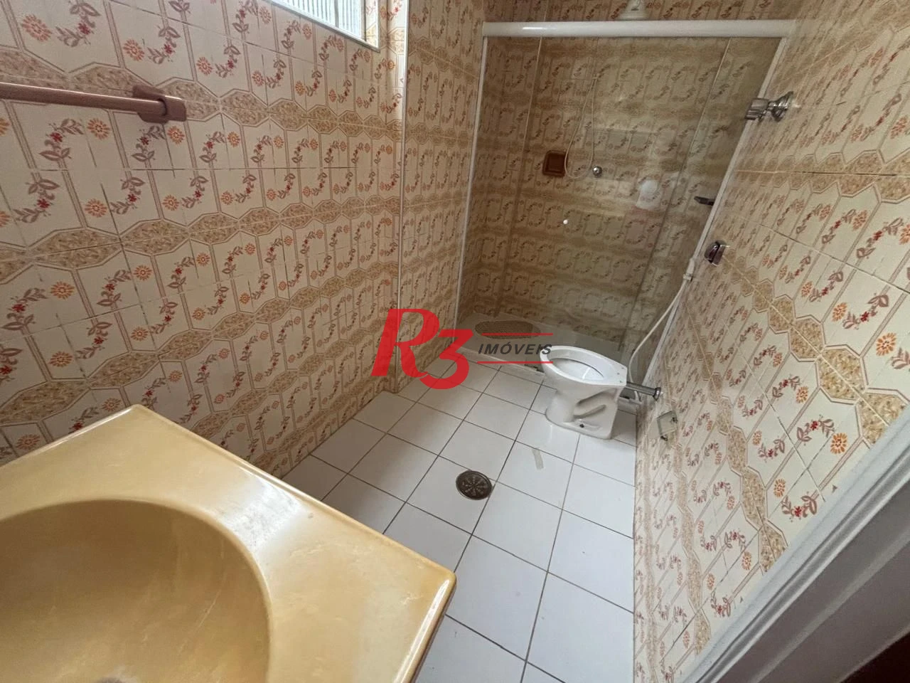 Apartamento com 3 dormitórios para alugar, 129 m² por R$ 5.500,00/mês - Gonzaga - Santos/SP