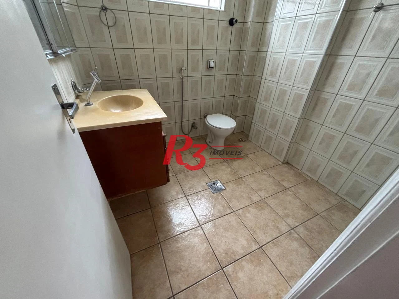 Apartamento com 3 dormitórios para alugar, 129 m² por R$ 5.500,00/mês - Gonzaga - Santos/SP