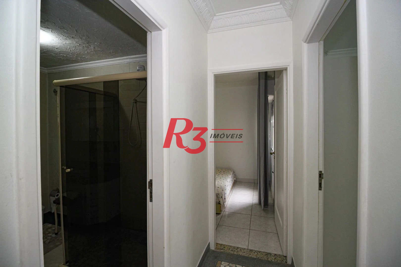 Apartamento com 2 dormitórios à venda, 94 m² por R$ 800.000,00 - Gonzaga - Santos/SP