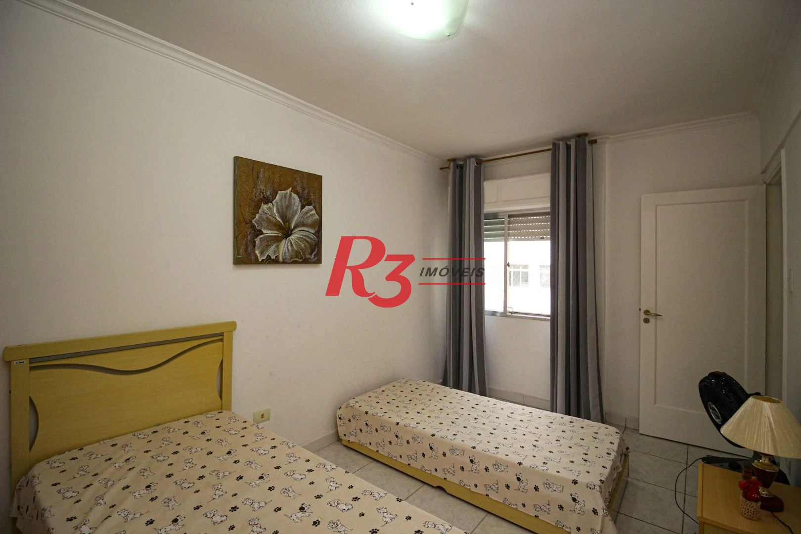 Apartamento com 2 dormitórios à venda, 94 m² por R$ 800.000,00 - Gonzaga - Santos/SP