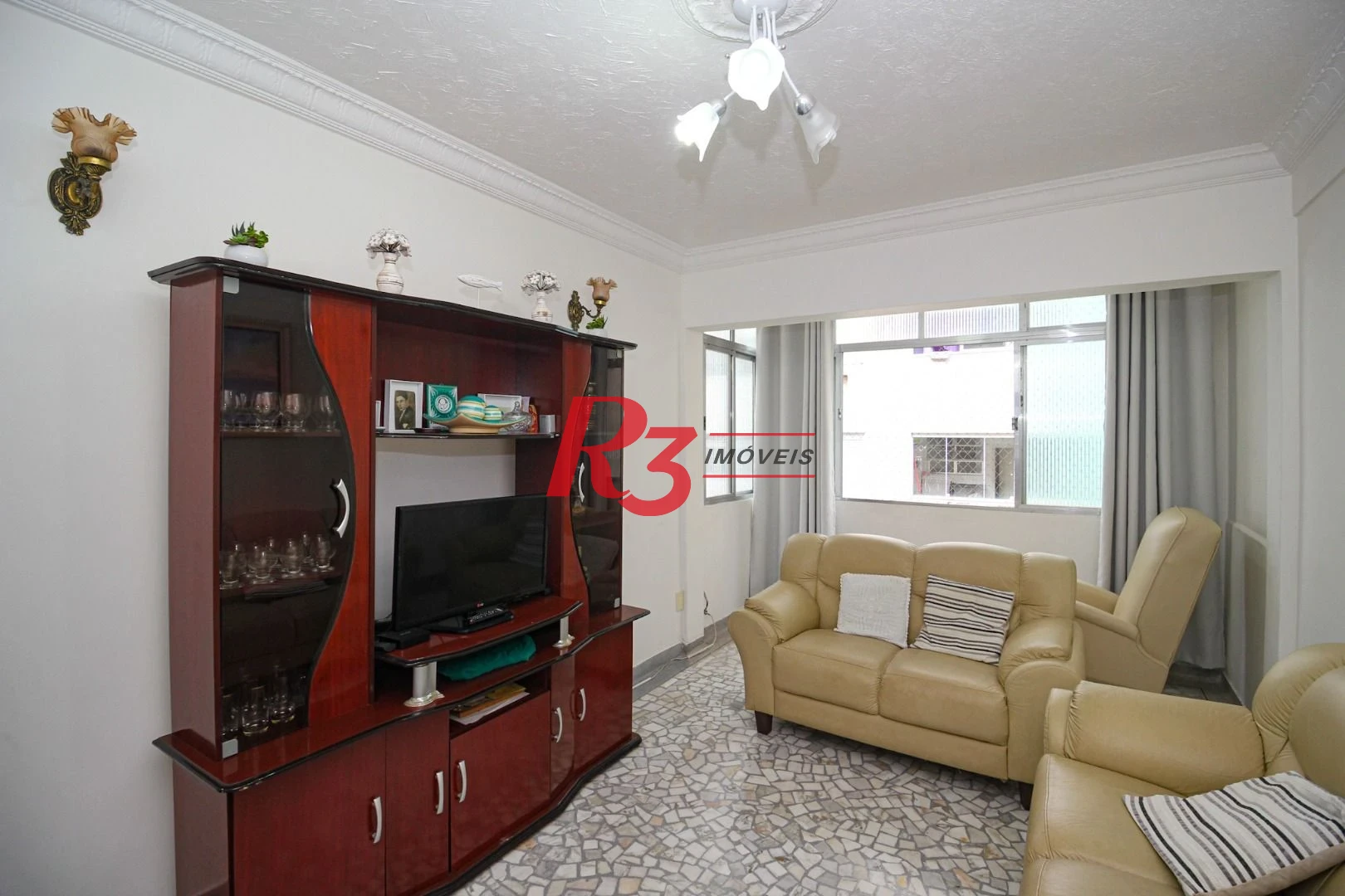 Apartamento com 2 dormitórios à venda, 94 m² por R$ 800.000,00 - Gonzaga - Santos/SP