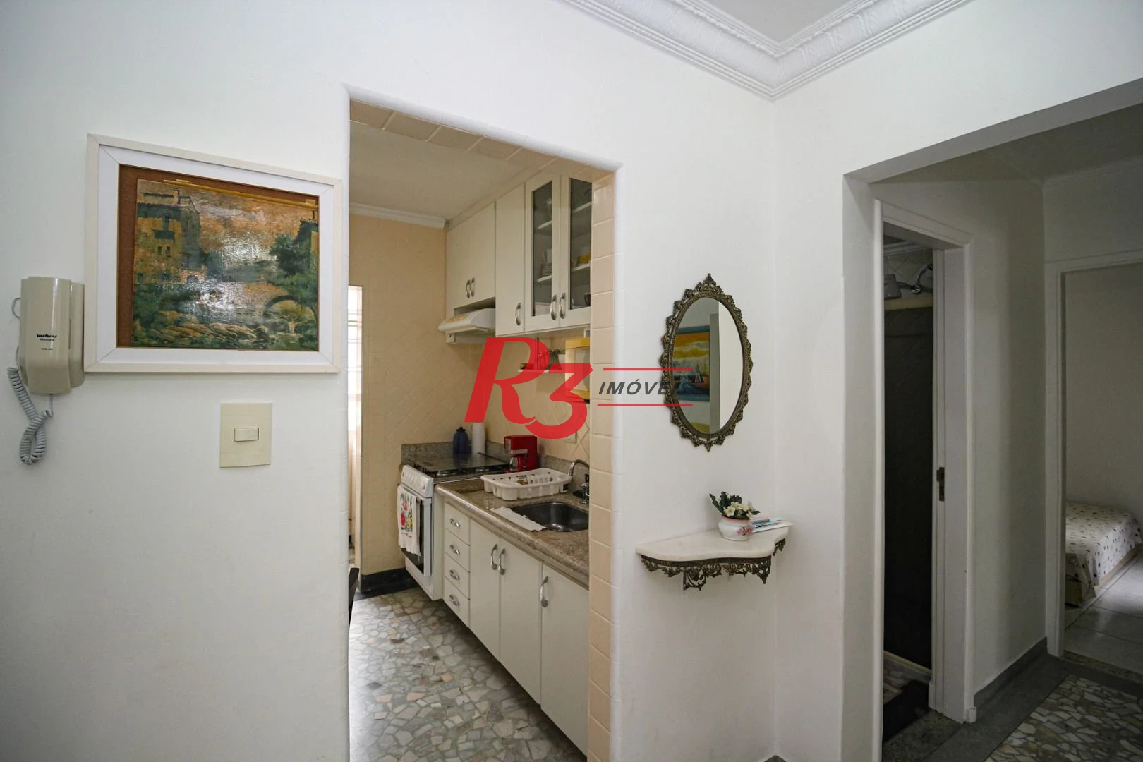 Apartamento com 2 dormitórios à venda, 94 m² por R$ 800.000,00 - Gonzaga - Santos/SP
