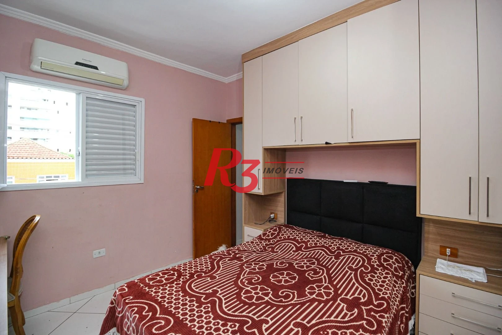 Sobrado com 2 dormitórios à venda, 115 m² por R$ 560.000,00 - Vila Matias - Santos/SP