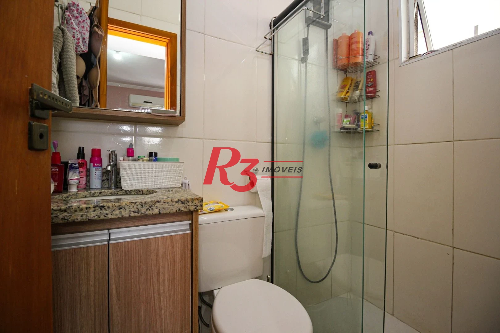 Sobrado com 2 dormitórios à venda, 115 m² por R$ 560.000,00 - Vila Matias - Santos/SP