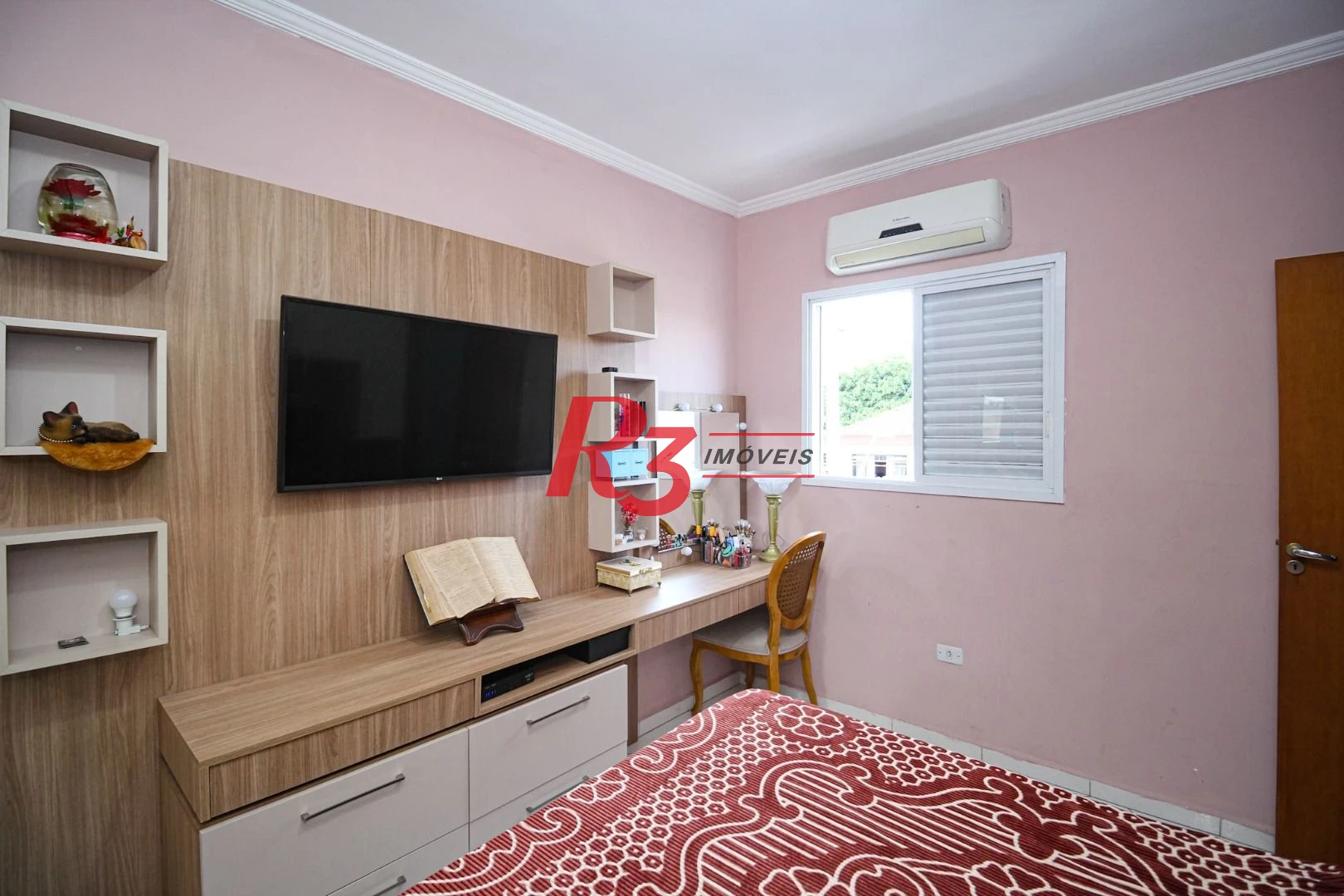 Sobrado com 2 dormitórios à venda, 115 m² por R$ 560.000,00 - Vila Matias - Santos/SP