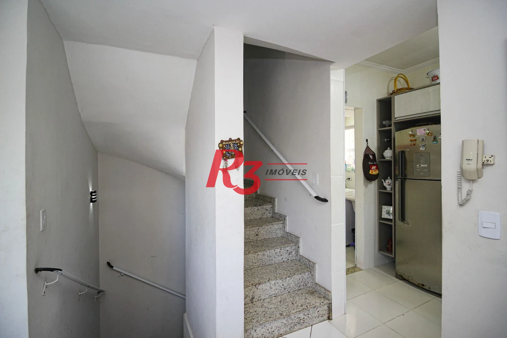 Sobrado com 2 dormitórios à venda, 115 m² por R$ 560.000,00 - Vila Matias - Santos/SP